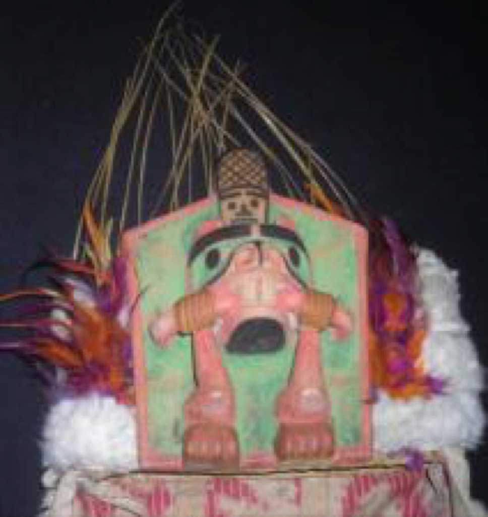 Alternate colour photograph of Yaxwiwe' Beaver Headdress