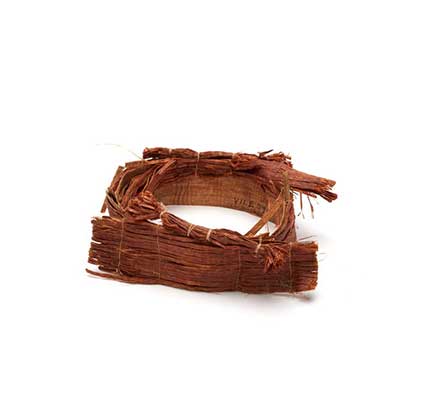 Tłagakwame' or cedar bark headpiece, comprising rows of cedar bark sewn to an inner cedar bark ring.